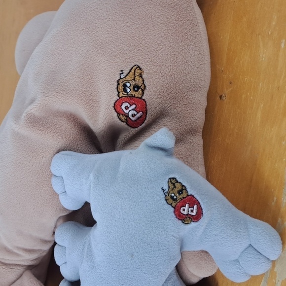 Vintage lot of 2 Tonka Pound Puppies collectible plush stuffed animals - Picture 9 of 9